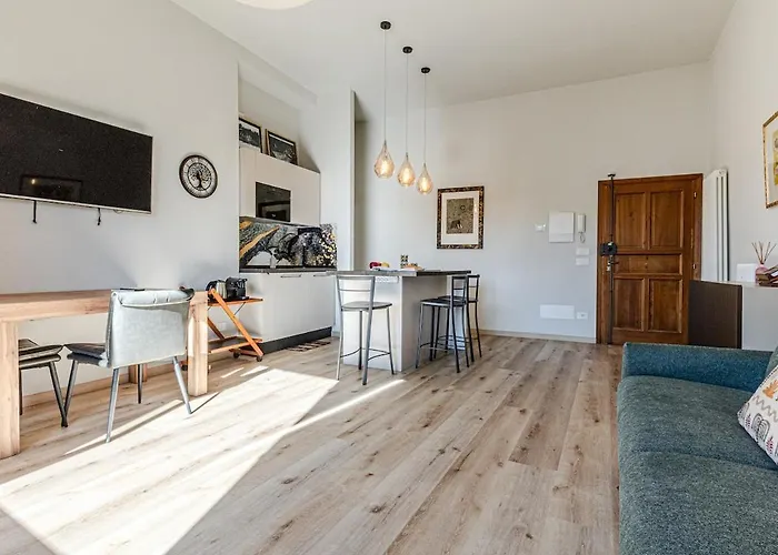 Affitti Brevi - Nuovo Con Vista, Nel Centro Storico Di