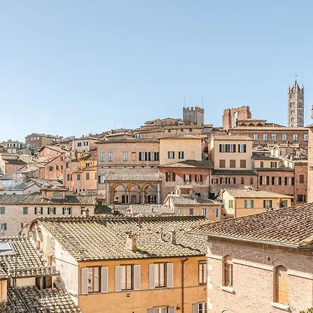 Affitti Brevi - Nuovo Con Vista, Nel Centro Storico Di * Siena