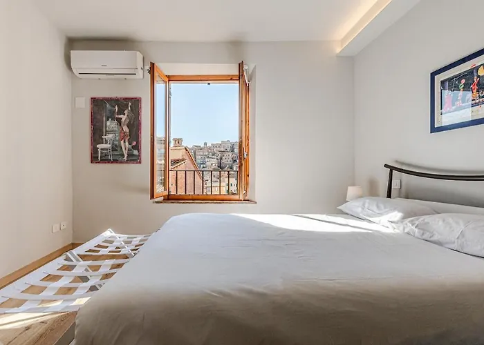 Appartement Affitti Brevi - Nuovo Con Vista, Nel Centro Storico Di *